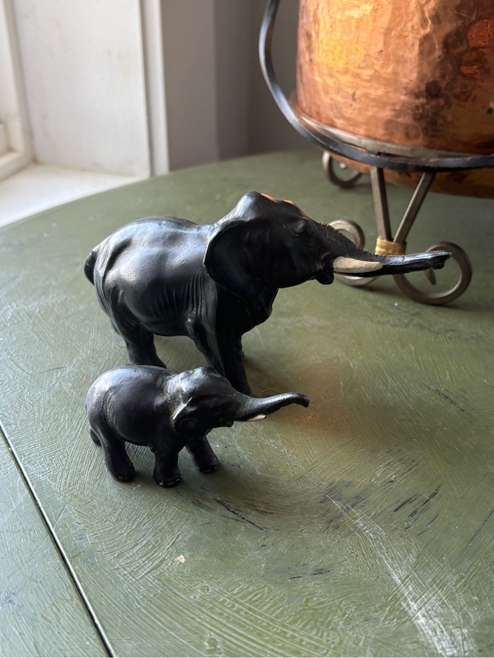 Black Elephant Figurine Set - Home Art